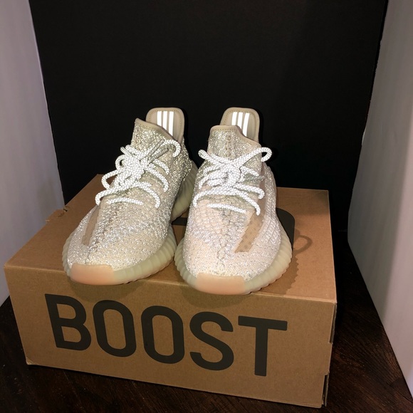 Yeezy Shoes - Yeezy’s 350 V2 - Lundmark Reflective